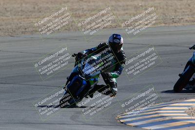 media/Mar-12-2022-SoCal Trackdays (Sat) [[152081554b]]/Turn 10 (130pm)/